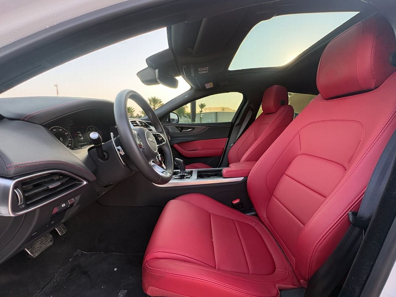 Jaguar XE S P250 2.0L