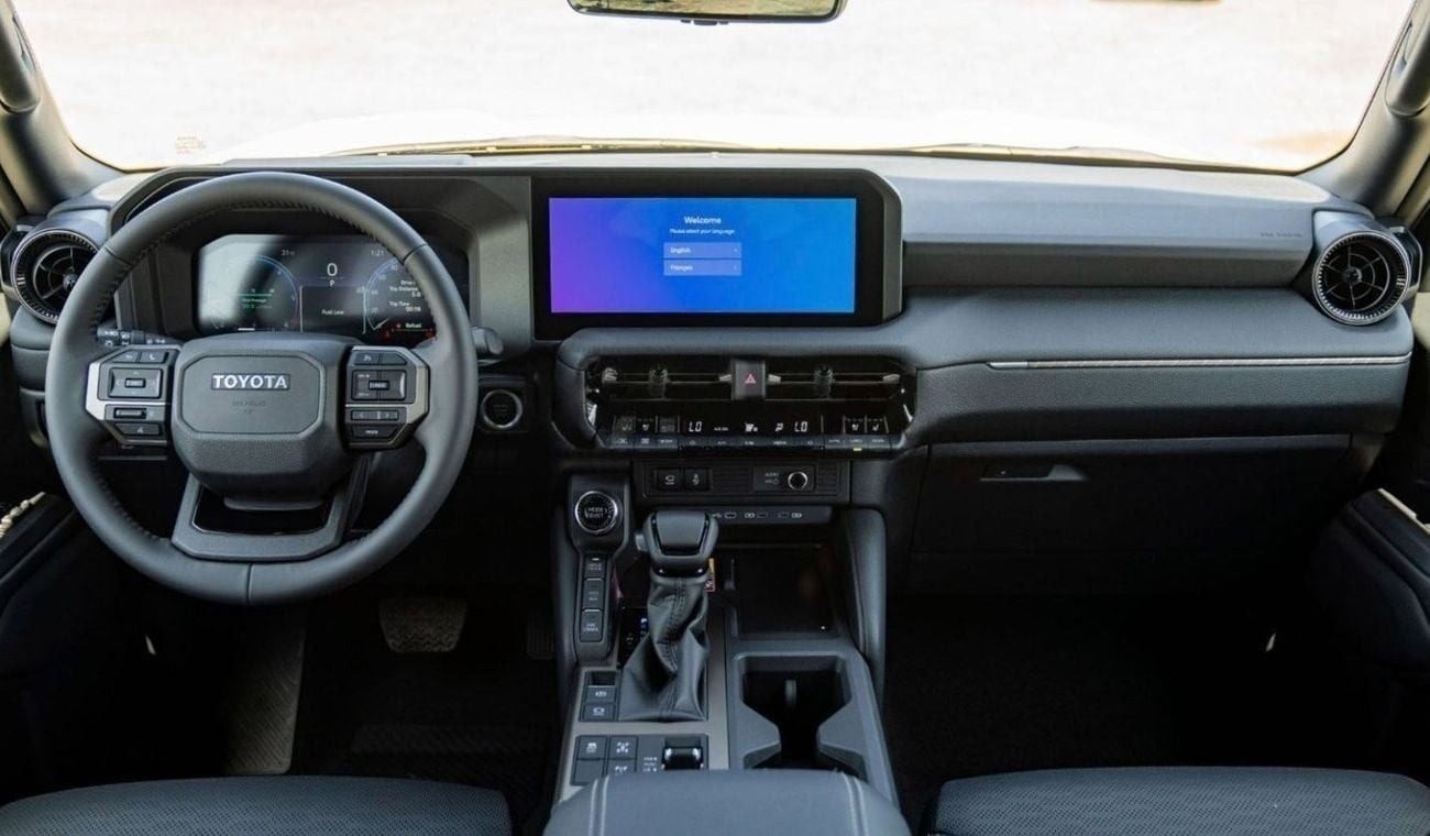 تويوتا برادو PRADO 250 2.4P AT FIRST EDITION MY2025 – SAND & GREY ROOF