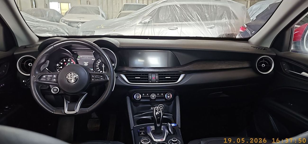 Alfa Romeo Stelvio SUPER 2.0