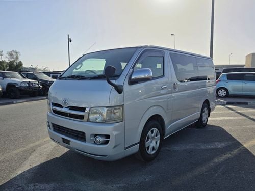Toyota Hiace TOYOTA HIACE VAN RHD 2006 MODEL 2.0 L PETROL AUTOMATIC(PM36387)