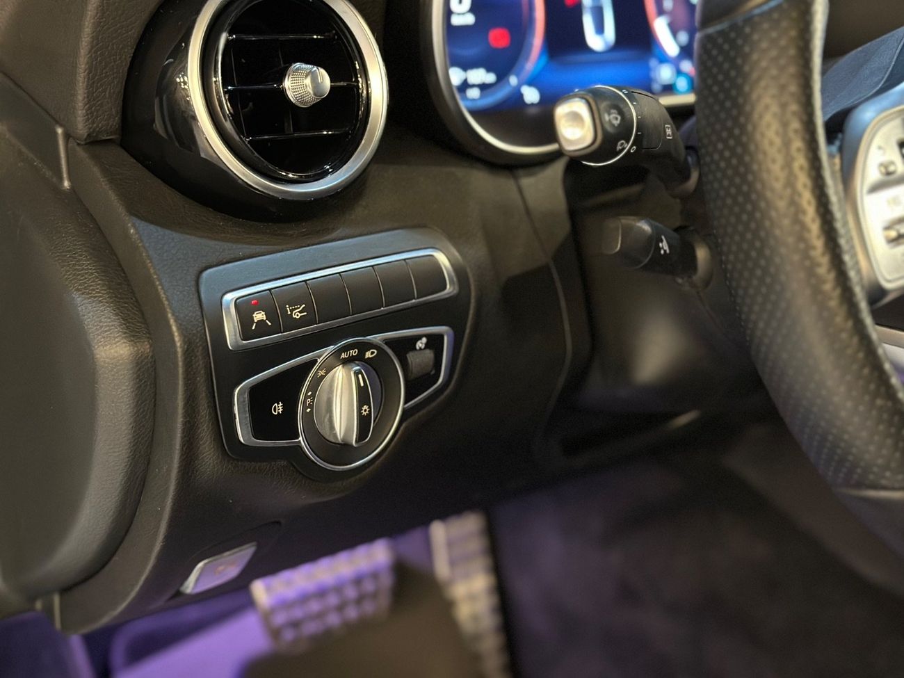 Mercedes-Benz C 200 Coupe MERCEDES-BENZ C200 CONVERTIBLE | 2020 | VERY GOOD CONDITIONS