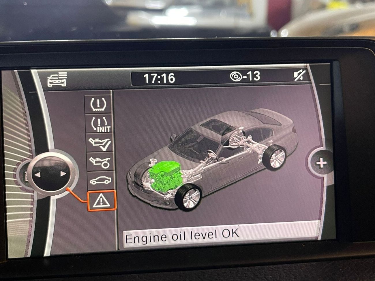 بي أم دبليو 328i Luxury Line 2.0L