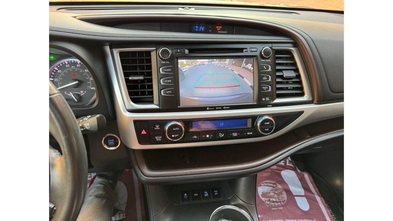 Toyota Highlander 2019 XLE LIMITED AWD SUNROOF 2 KEYS USA IMPORTED