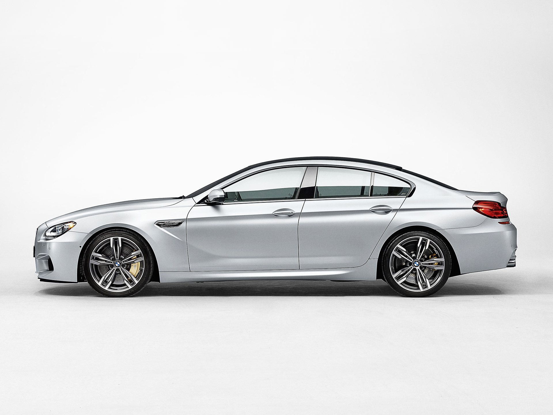 BMW M6 exterior - Side Profile