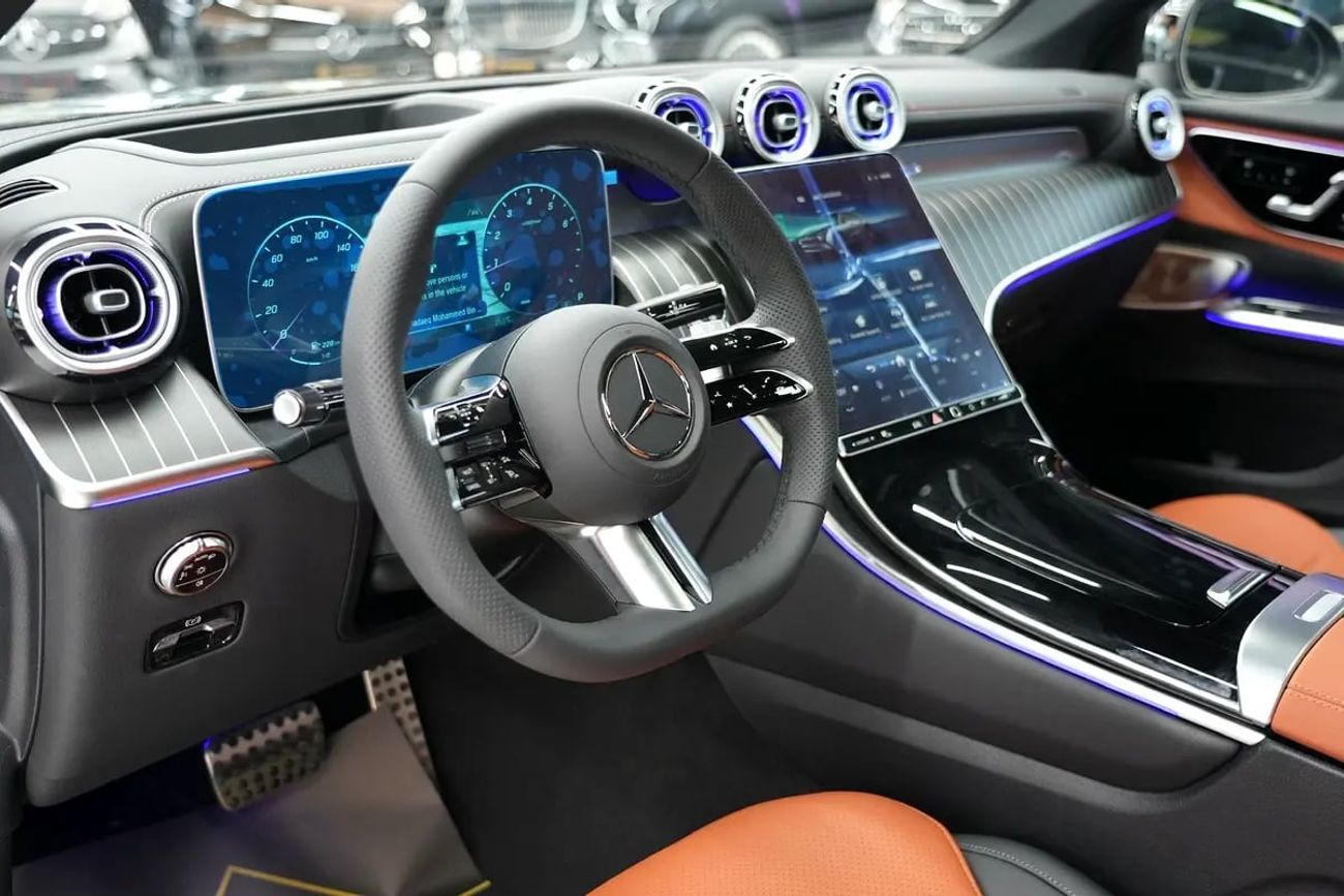 مرسيدس بنز GLC كوبيه 200 Arrival | GLC 200 Coupe | GCC km | Agency Warranty | Premium Plus