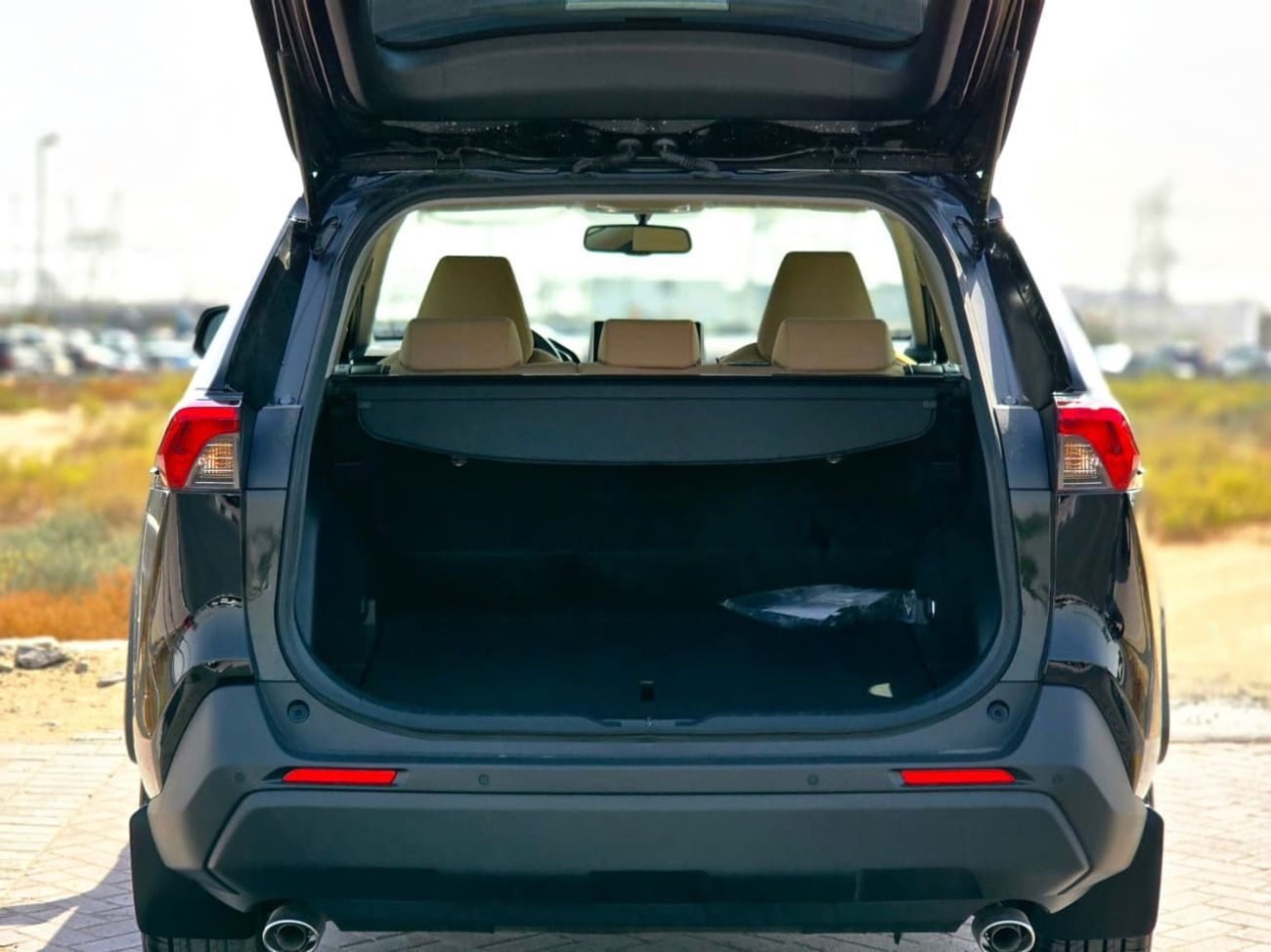 Toyota RAV4 TOYOTA RAV4 2.5 HYBRID - XLE - G - MID OPTIONS - 2025 MODEL