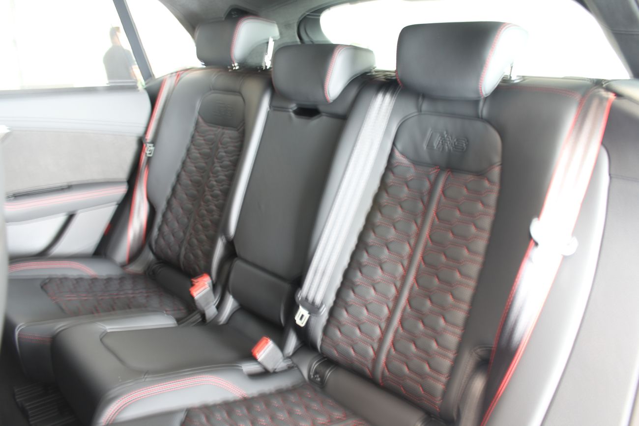 Audi RS Q8 Quattro 600hp Carbon Edition v1