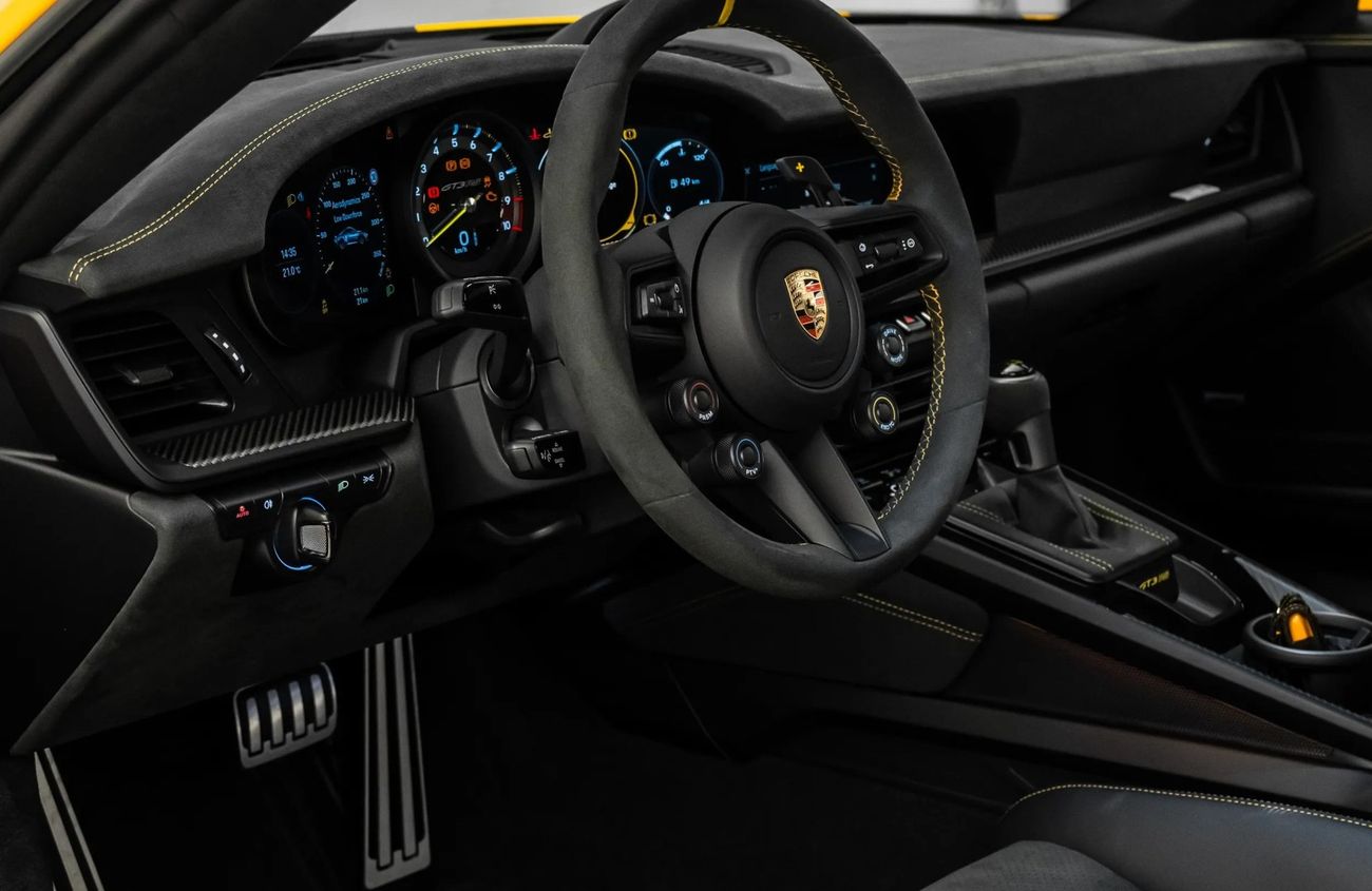 بورش 911 4.0L F-6 Naturally Aspirated Engine