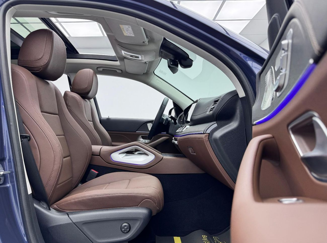 Mercedes-Benz GLE 450 4MATIC 2024 Mercedes Benz GLE450 AMG 4MATIC, 2028 Mercedes Warranty + Service Pack, Very Low Km, GCC