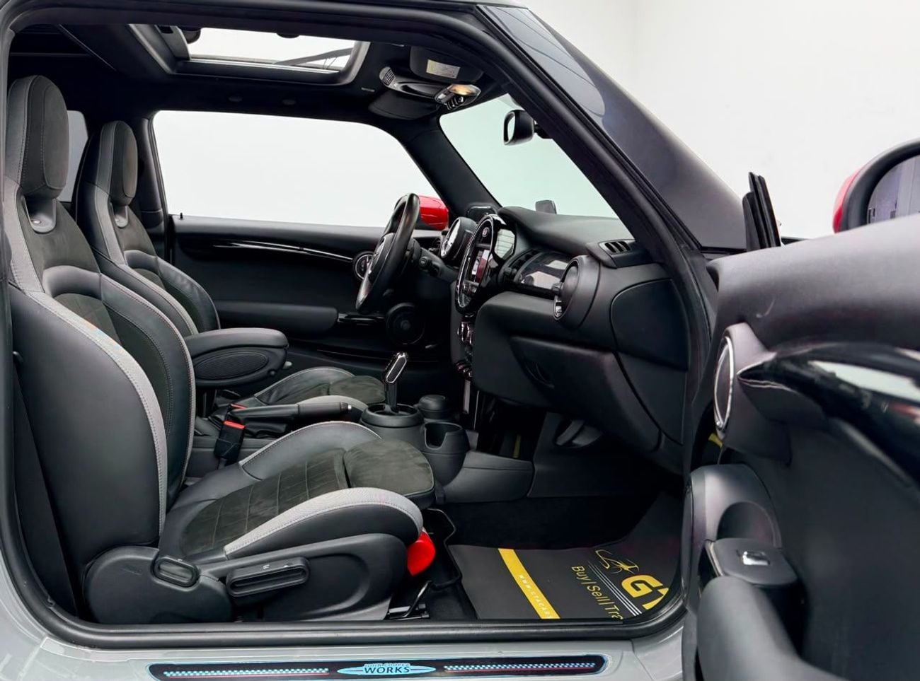 ميني جون كوبر 2021 Mini Cooper John Cooper Works, Warranty, Fully Loaded, Excellent Condition, GCC