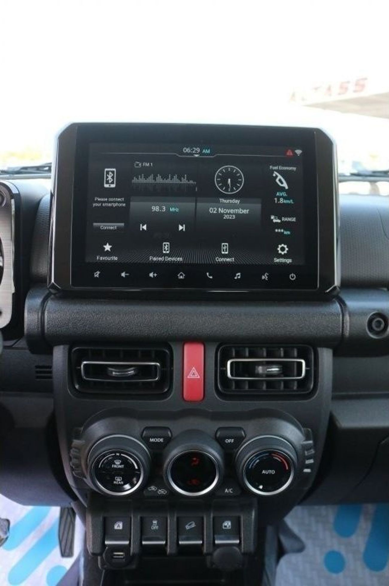 Suzuki Jimny 1.5L 4x4 GLX 2025 | 5 Door | 9" Display | Hill Hold Assist | Cruise Control | Reverse Camera