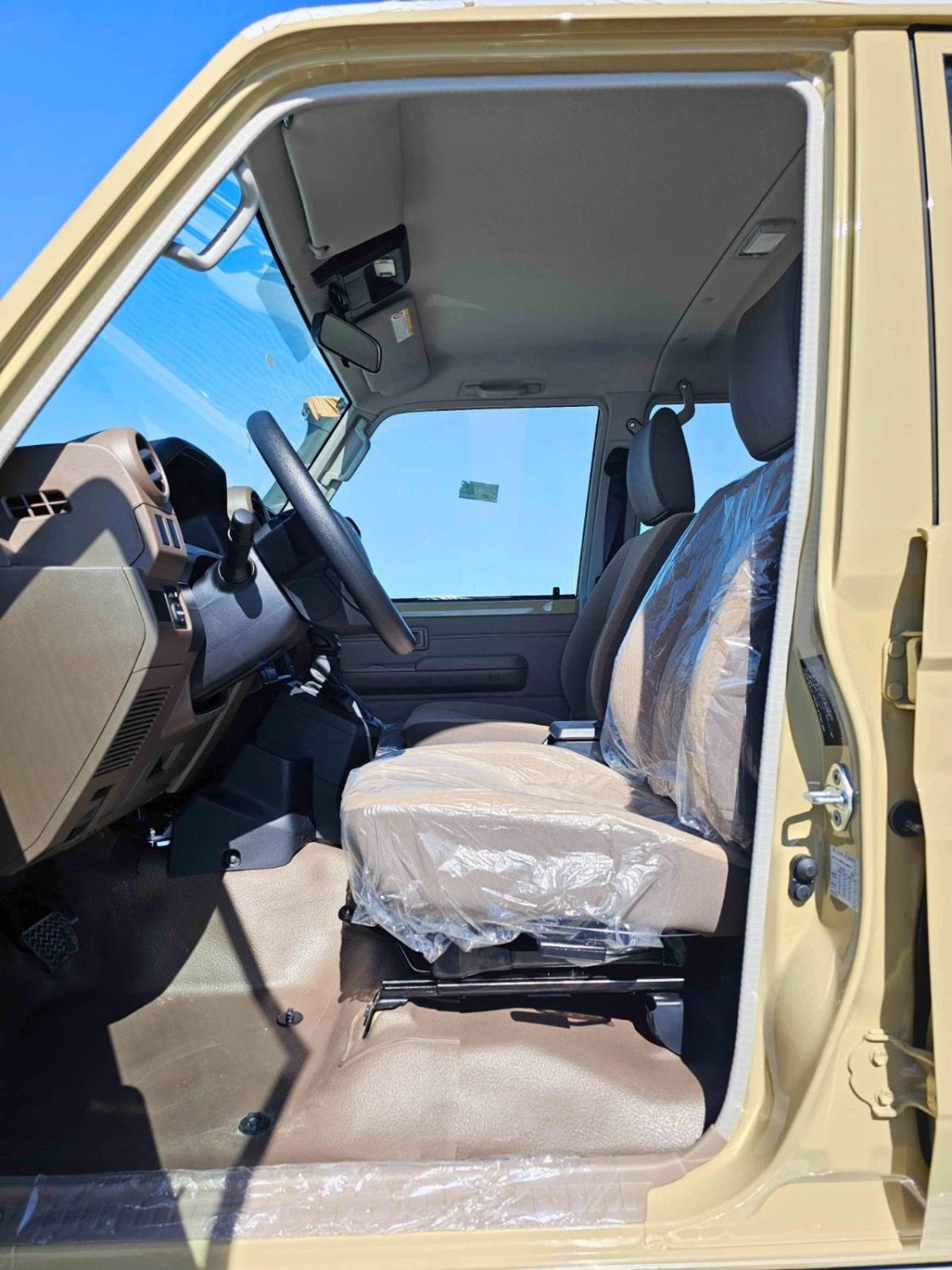 تويوتا لاند كروزر بيك آب DOUBLE CABIN / 4.0L V6 PETROL A/T 4WD / SNORKEL, POWER WINDOWS  (CODE # STD-E)