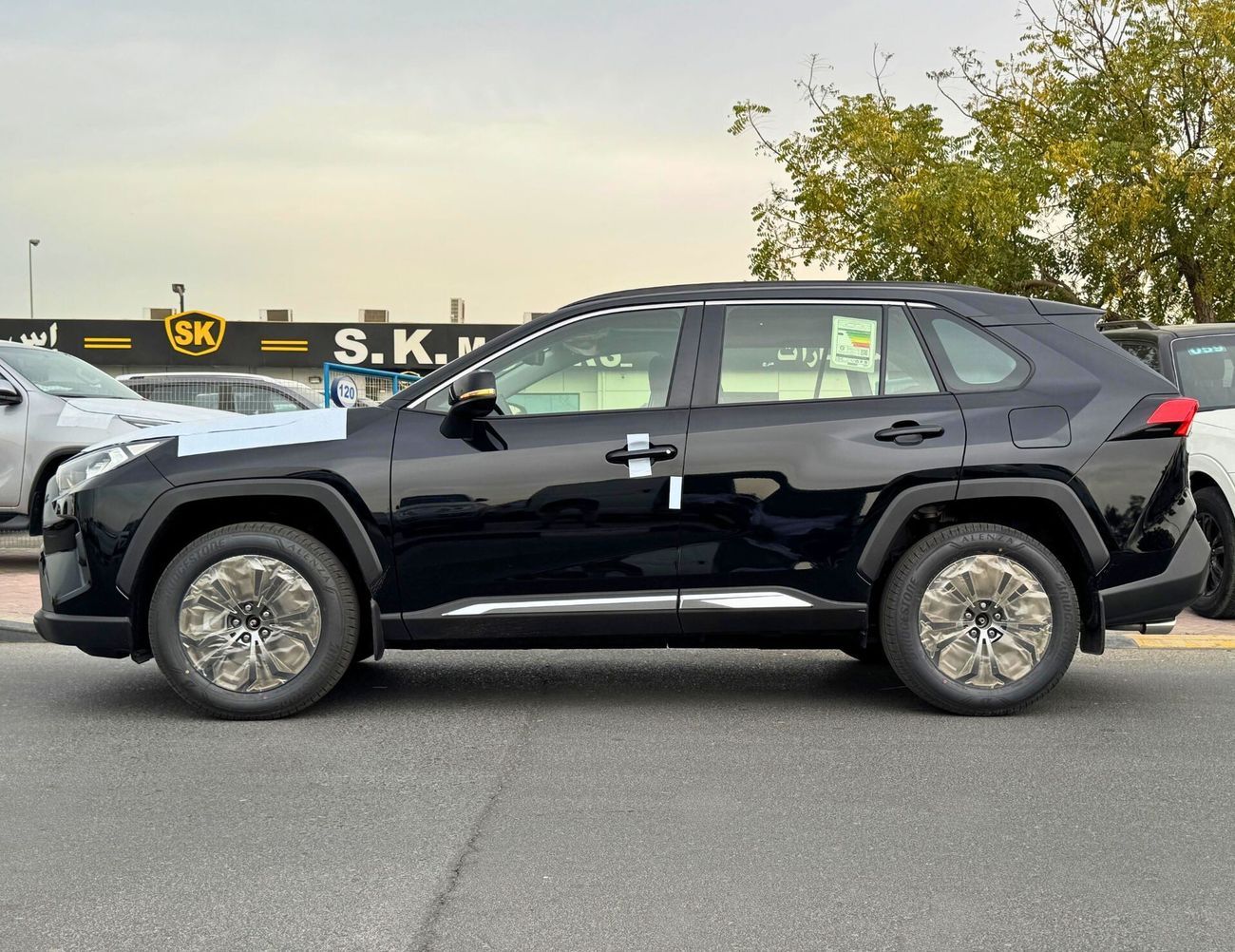 Toyota RAV4 EURO 6 / Full Option / 2.5L With Sunroof / 4WD CODE # RAVPH