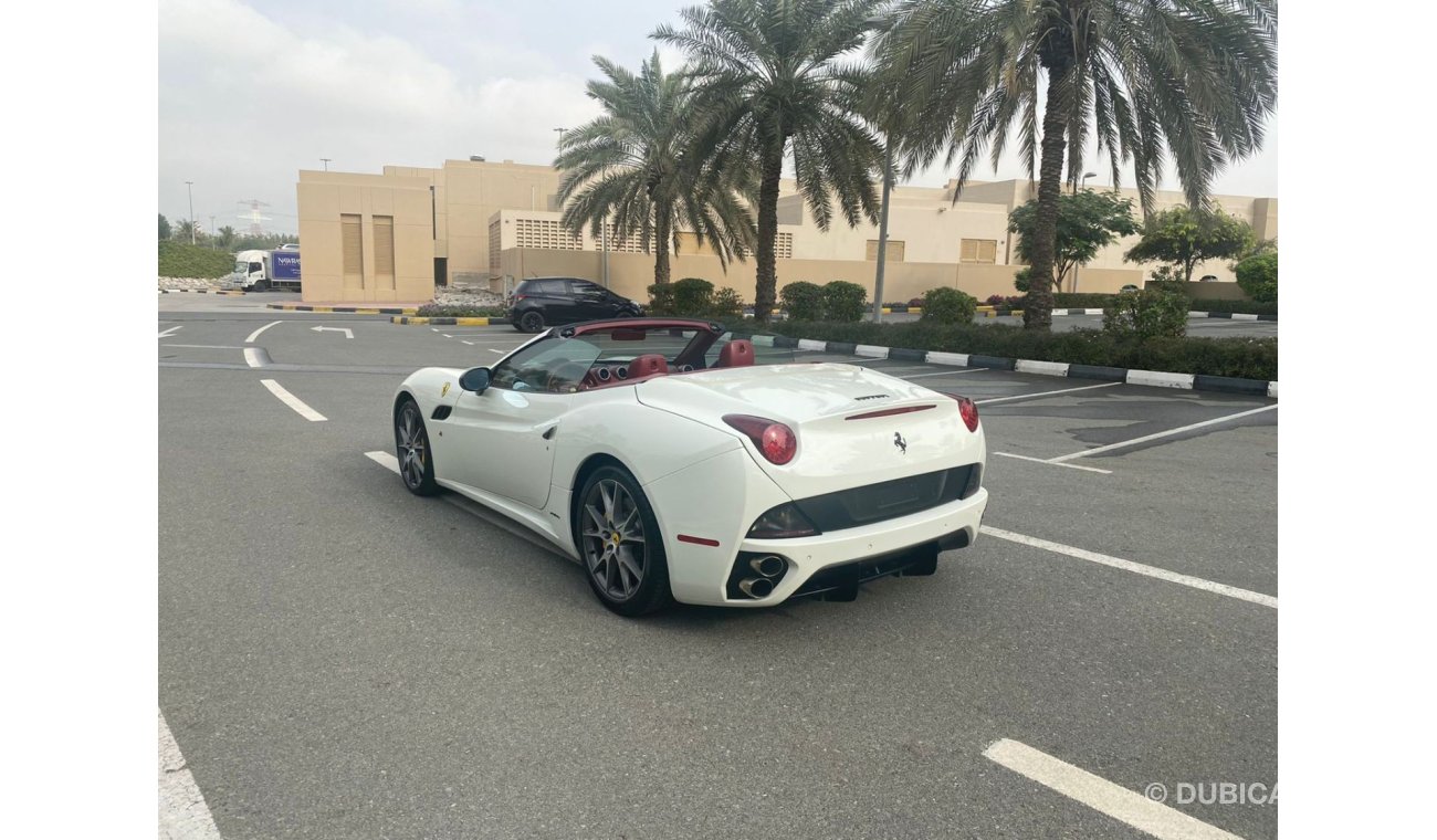 Ferrari California Std Gcc 2014