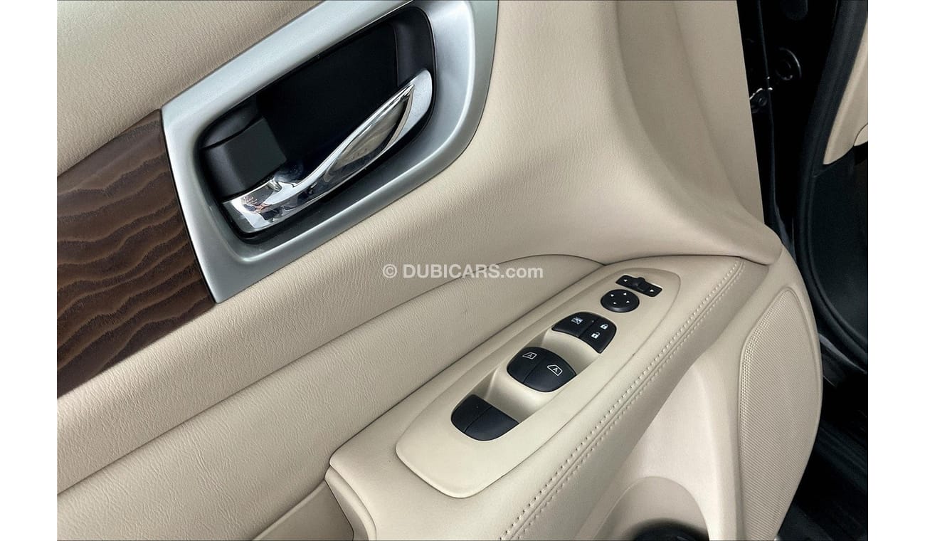 Nissan Pathfinder SV