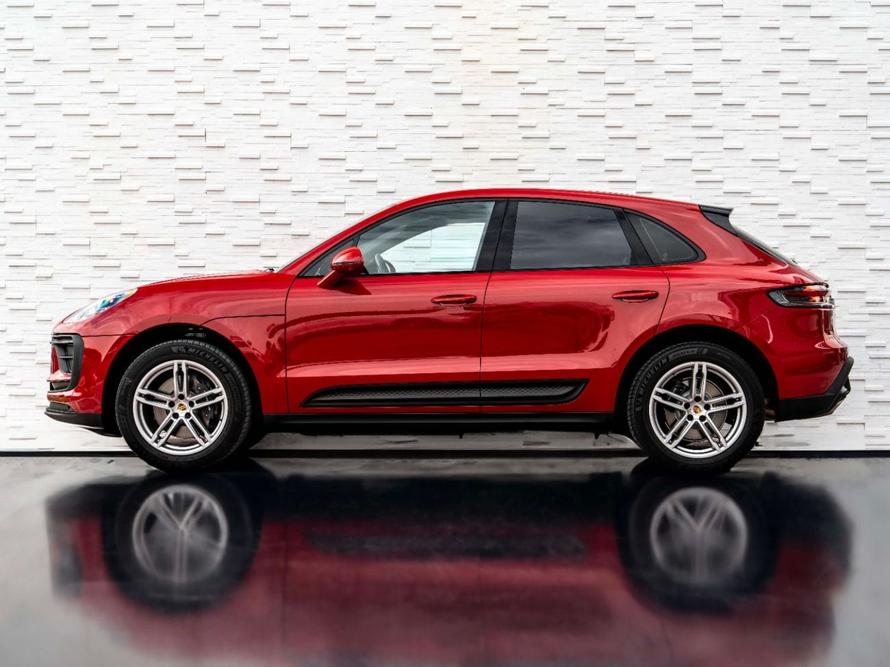 Porsche Macan Std 2.0L (252 HP)