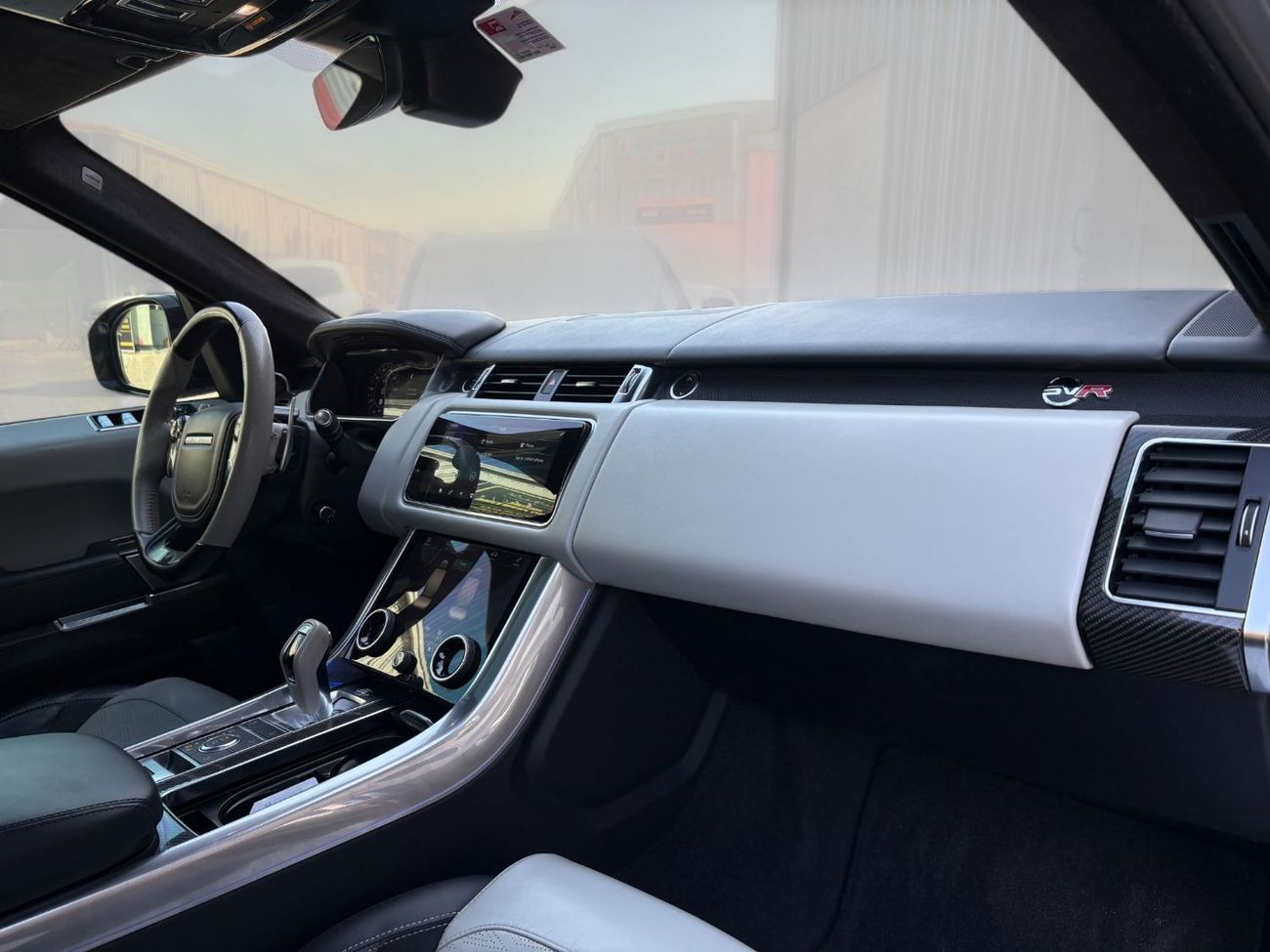 لاند روفر رينج روفر سبورت SVR Carbon Edition 5.0L V8 SC A/T | 2022 | AED 4,799 per month