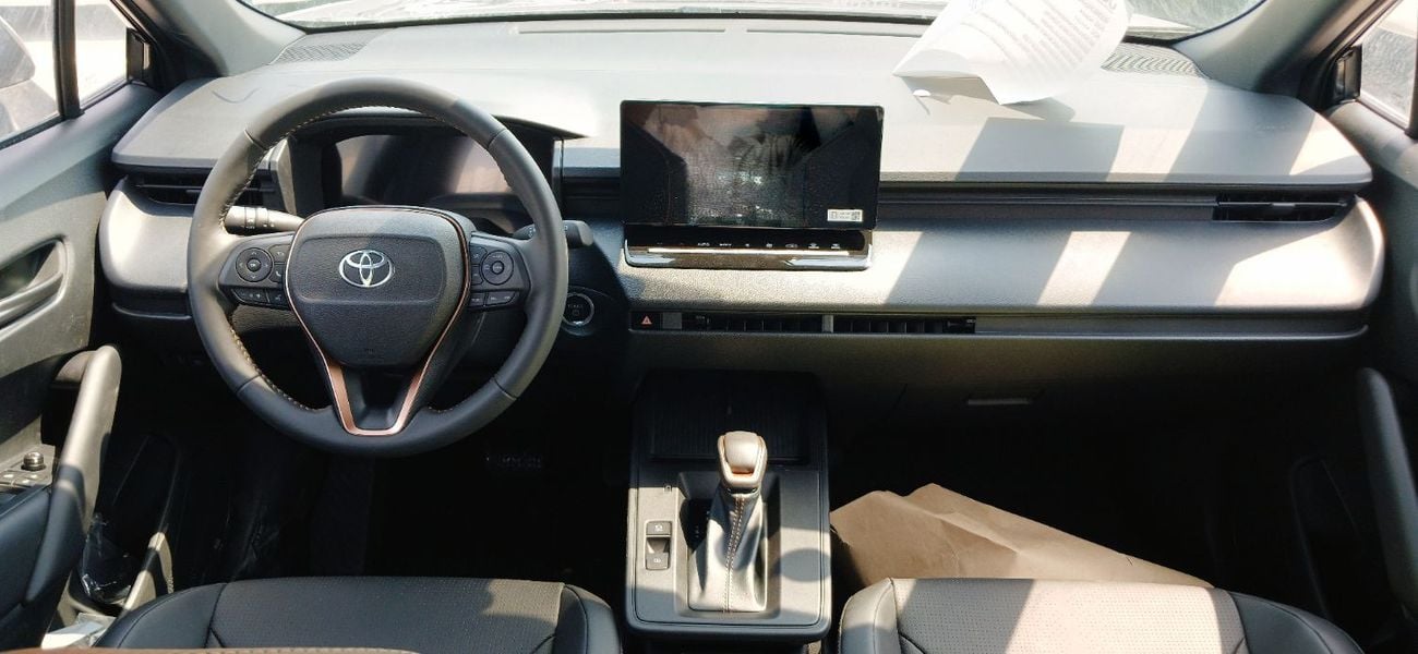 تويوتا كورولا كروس Toyota Corolla Cross Elite 2.0L HEV 2026YM