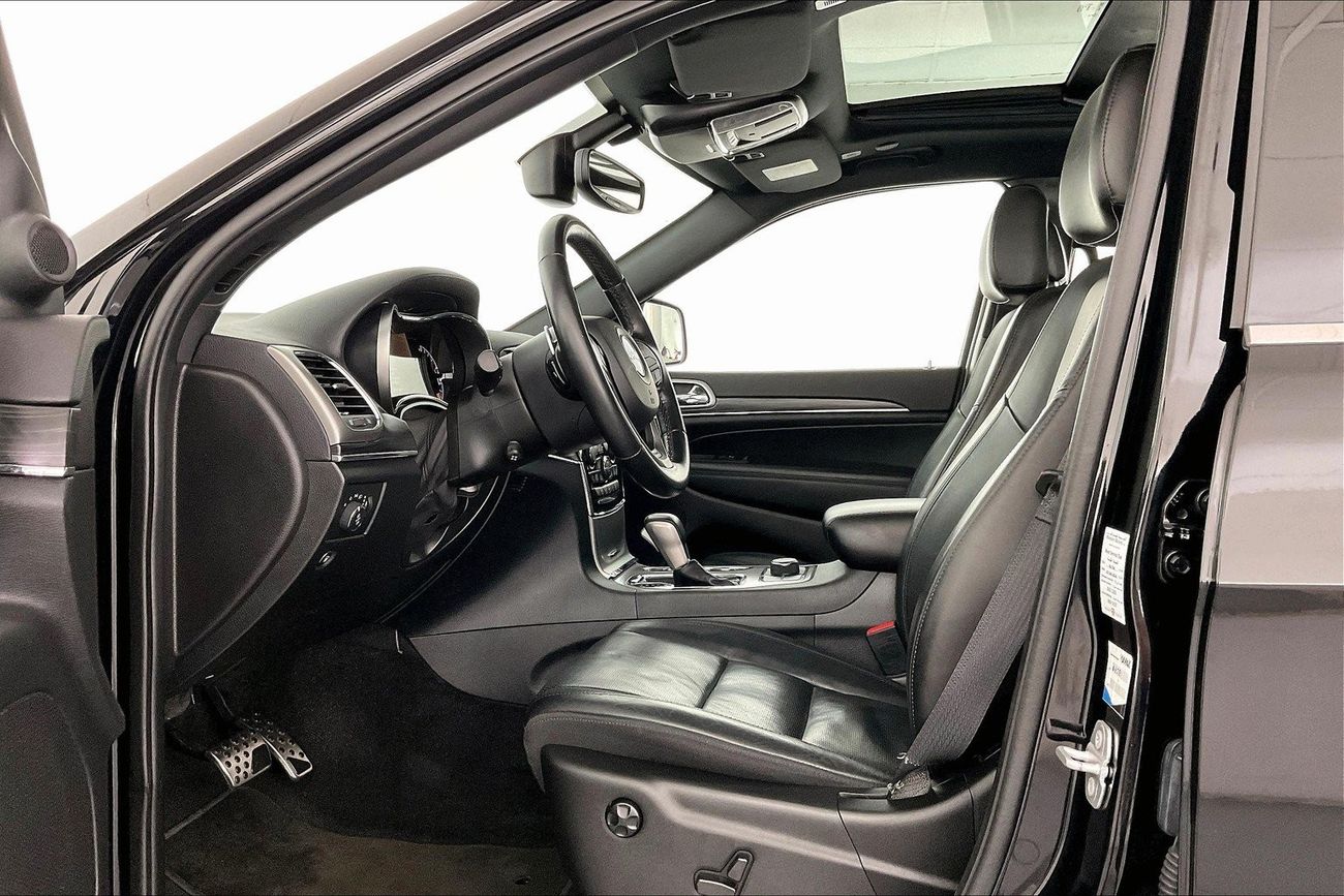 RAM 1500 Limited Crew Cab| 1 year free warranty | Exclusive Eid offer