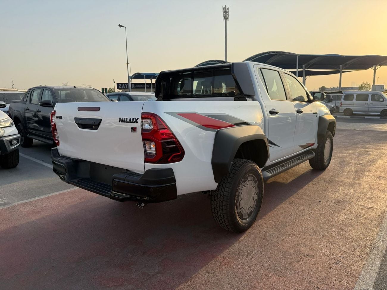 تويوتا هيلوكس ADVENTURE ADVENTURE TOYOTA HILUX GR SPORT 4.0L 2025