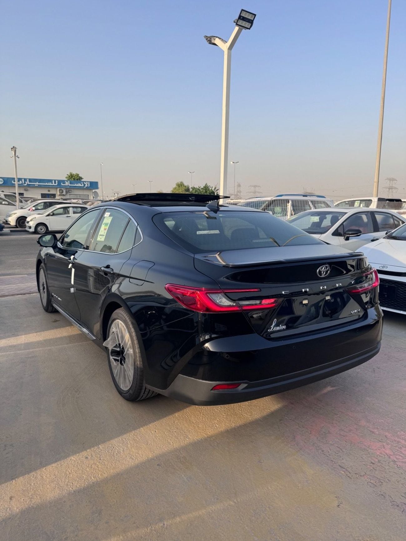 Toyota Camry LIMITED HEV