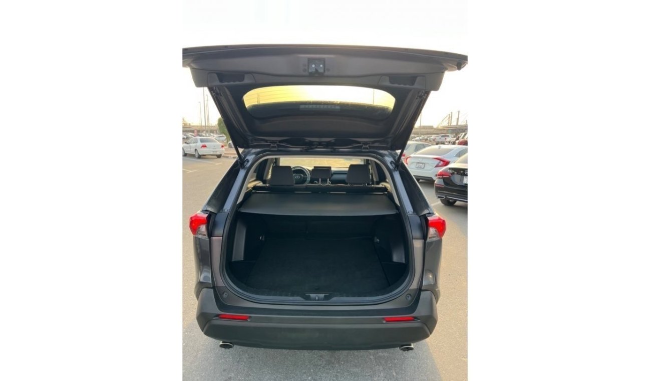 Toyota RAV4 VXR 2019 XLE LIMITED 4x4 SUNROOF RUN AND DRIVE