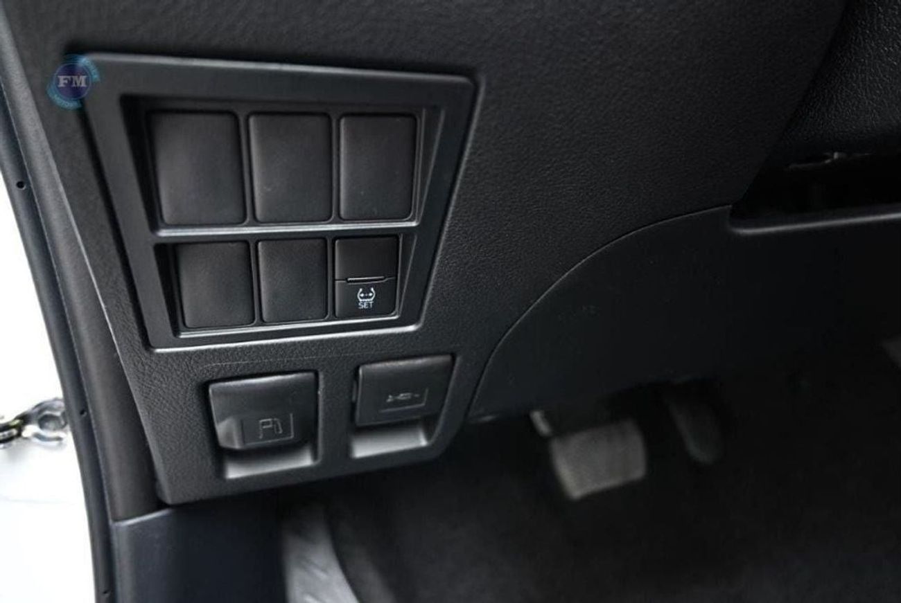 Toyota Hilux Double Cab DLX-G 2.7L Petrol 4WD Automatic