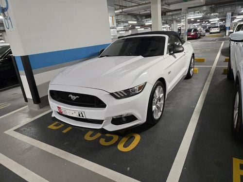 Ford Mustang GT Premium 5.0L V8