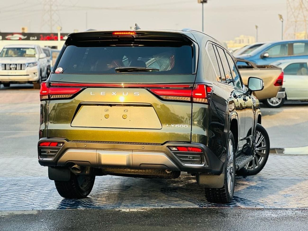Lexus LX600 F Sport 3.5L Lexus Lx600 vip 2025 green colour RHD 4x4 4 seats RHD 3.3L Petro engine