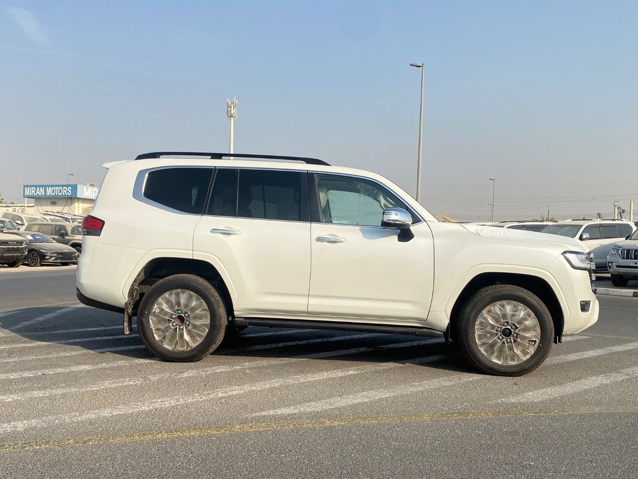 تويوتا لاند كروزر VX 3.5L