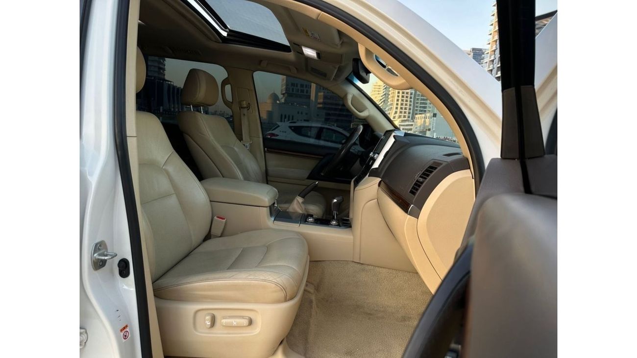 تويوتا لاند كروزر GXR