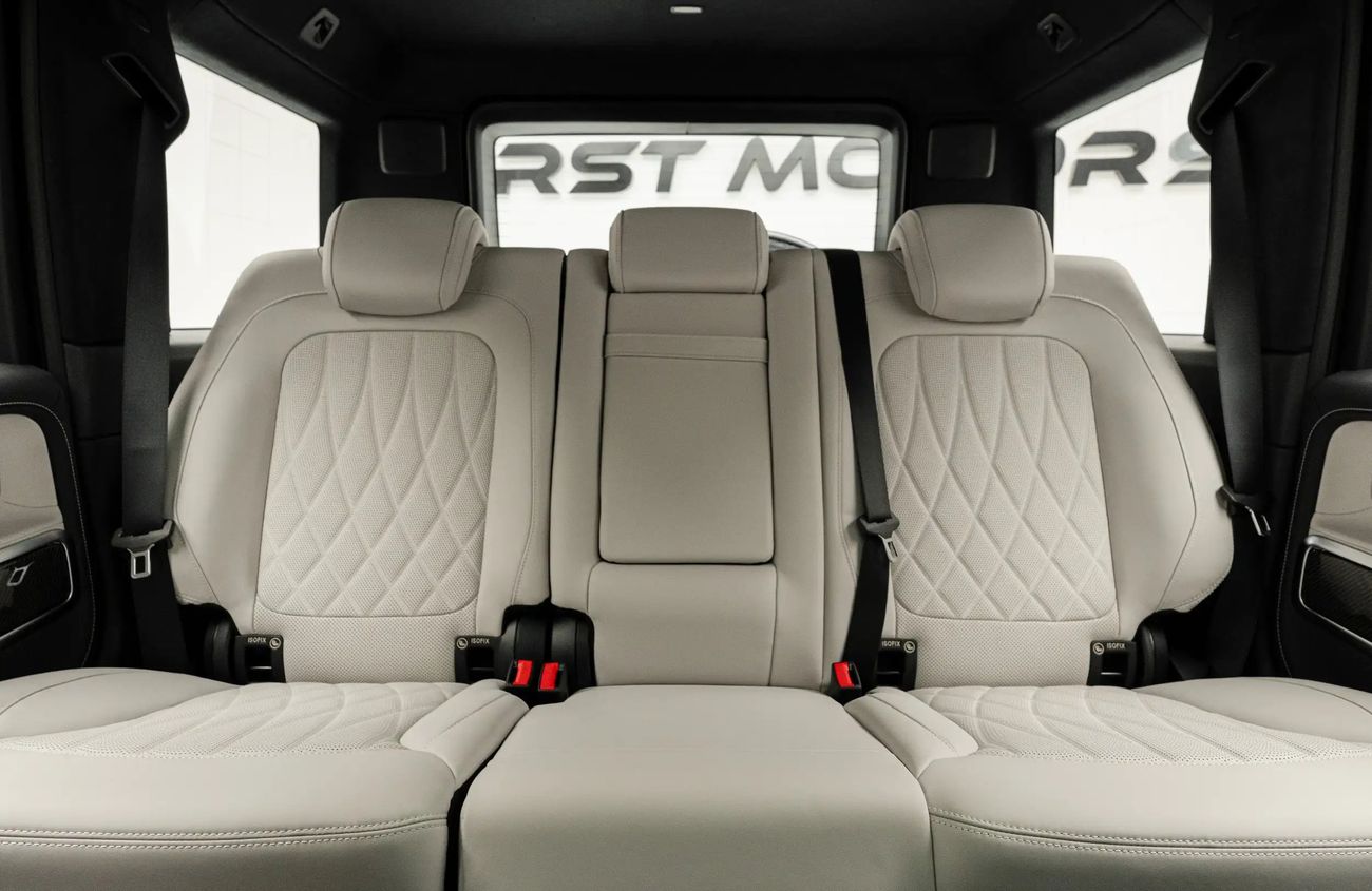 Mercedes-Benz G 63 AMG 4.0L V8 Twin-Turbocharged Engine + eMotor