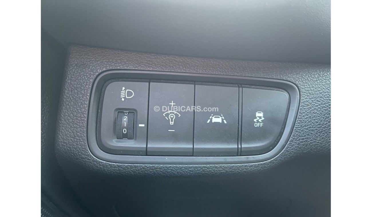 Hyundai Santa Fe GLS Banking facilities without the need for a first payment