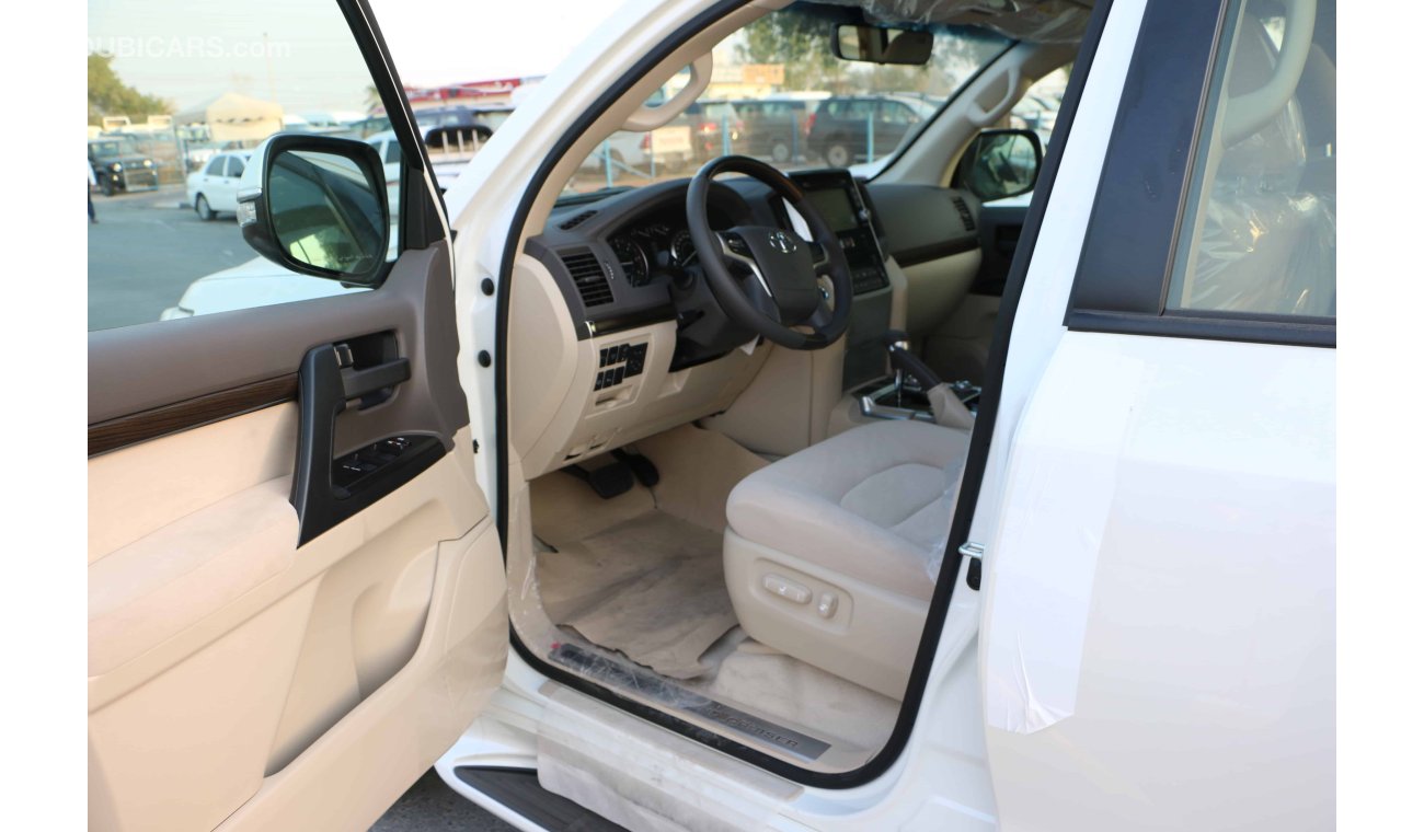 تويوتا لاند كروزر Toyota Land Cruiser 4.5L Diesel V8 GXR | Sunroof | Fabric Seats | Auto Seats