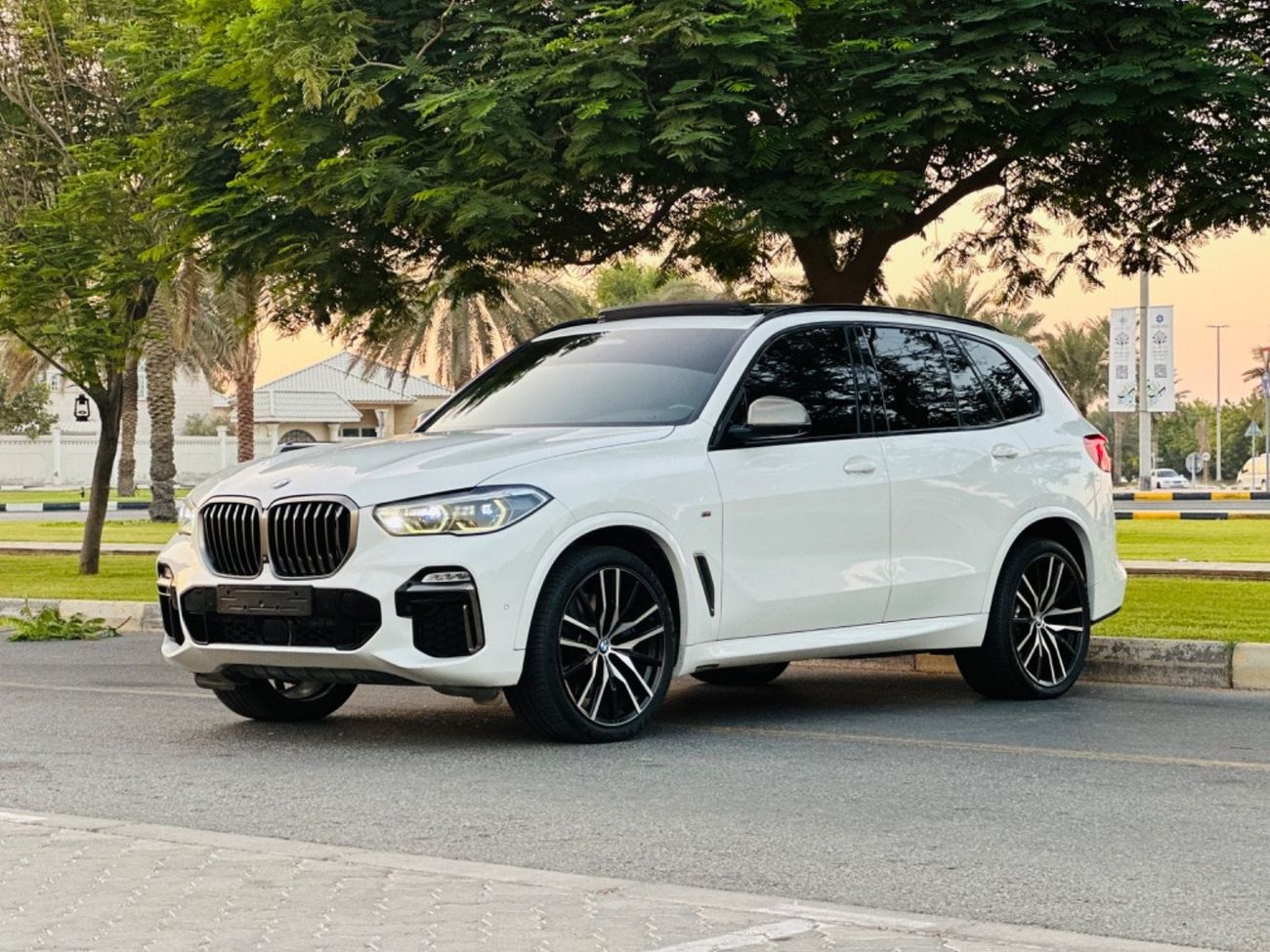 بي أم دبليو X5 50i M Sport 4.4L