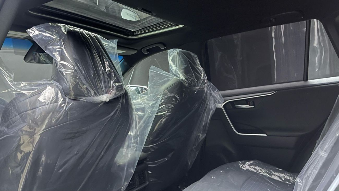 تويوتا راف ٤ XSE Full Option