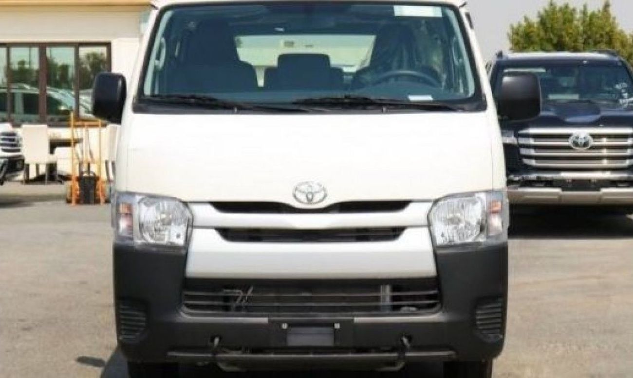 Toyota Hiace Toyota hiace 2.5L MY2025 diesel standard roof for export only