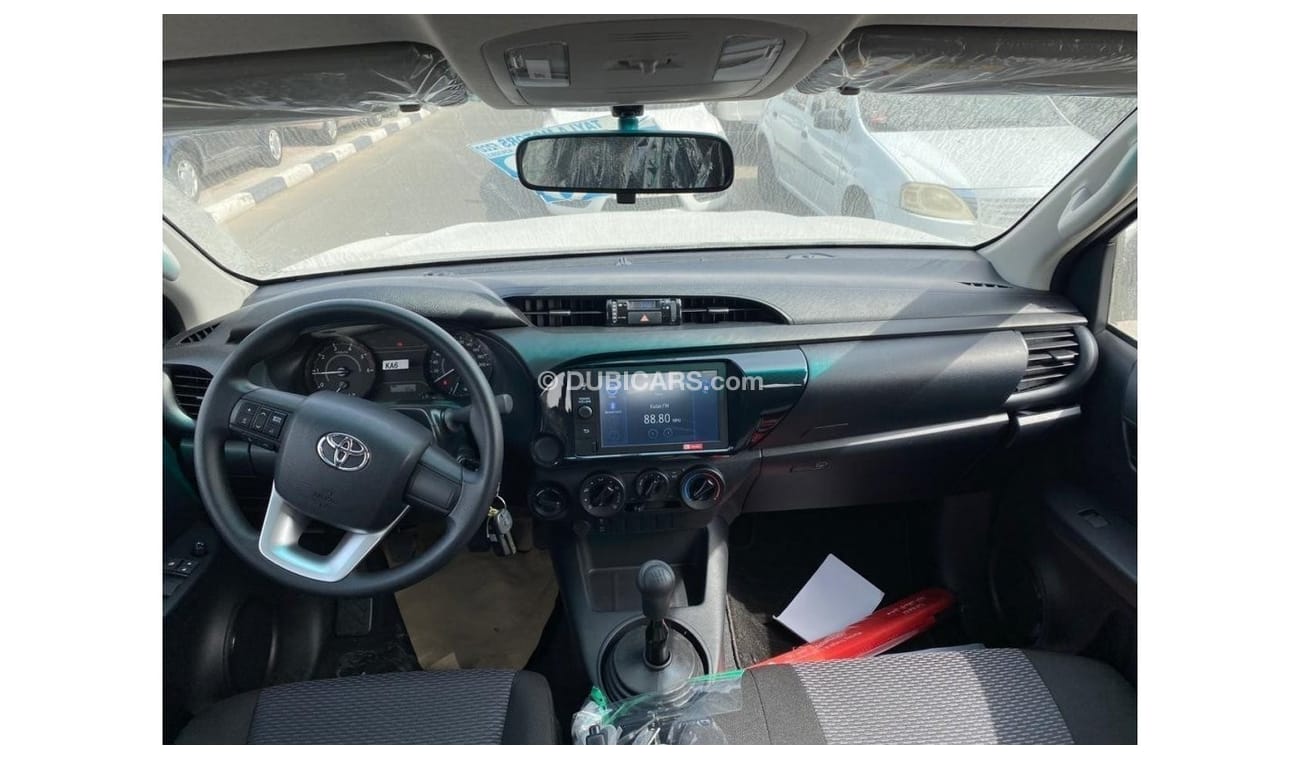 تويوتا هيلوكس TOYOTA HILUX 2.4 MT DIFFLOCK SILVER 2023
