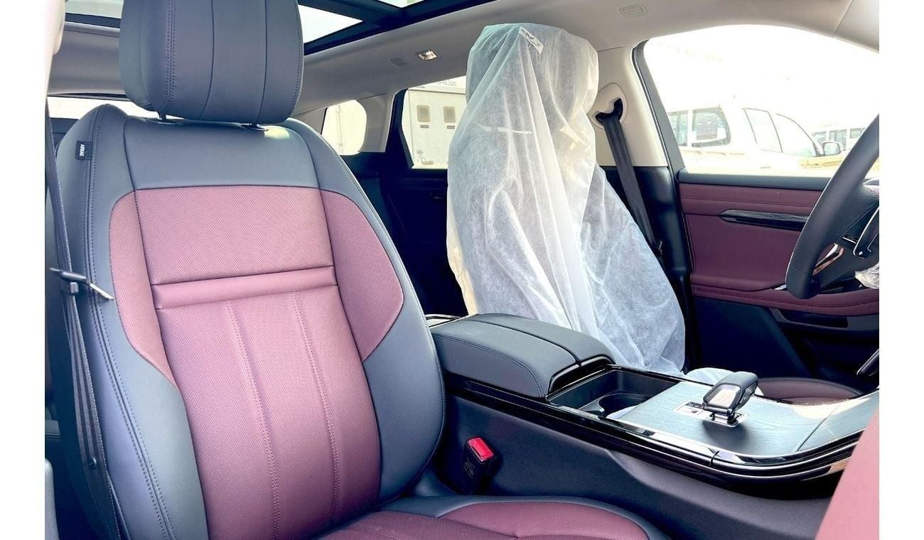 Land Rover Range Rover Evoque White /2025/21KM/ mild hybrid Long wheel base EXPORT ONLY