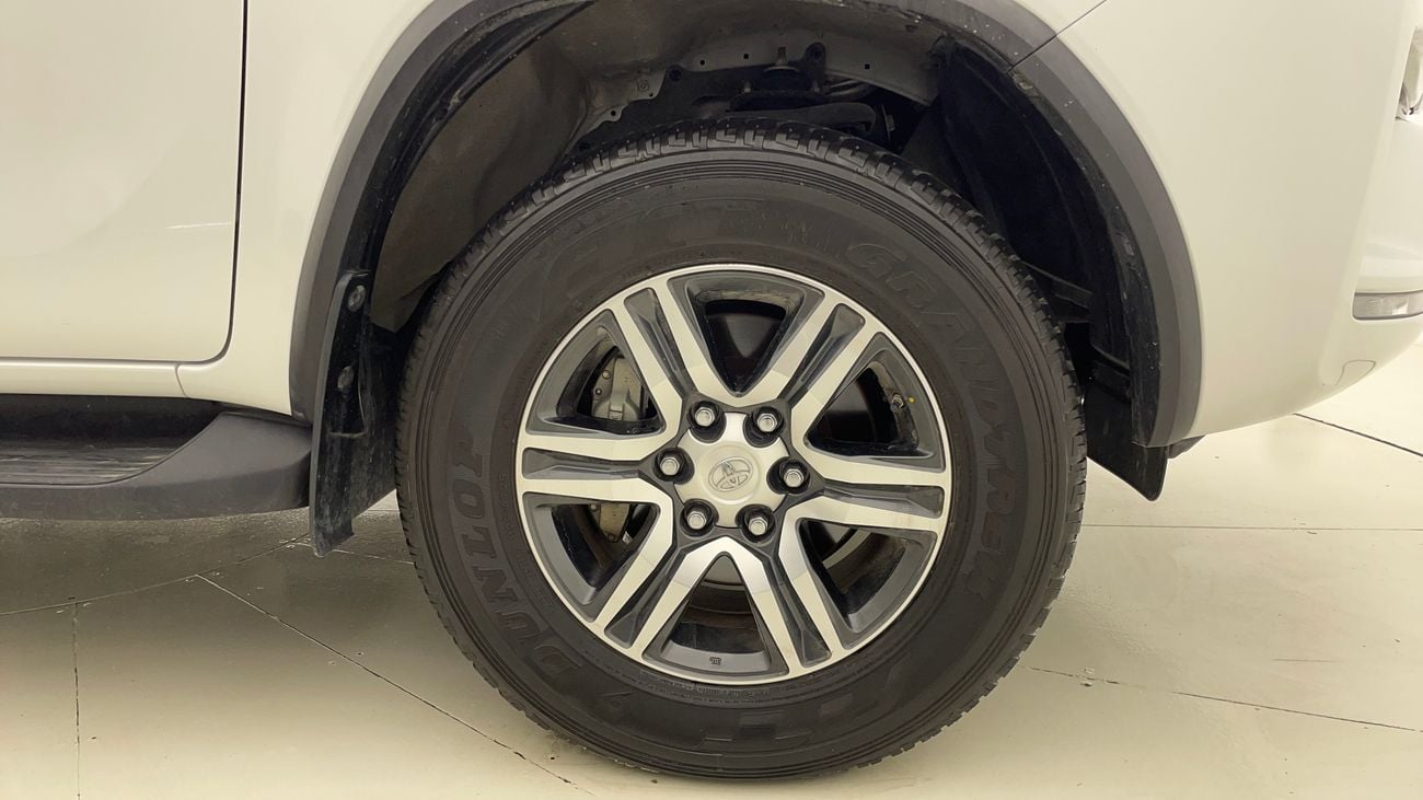 تويوتا فورتونر EXR 2.7 | بدون دفعة مقدمة | اختبار القيادة في المنزل