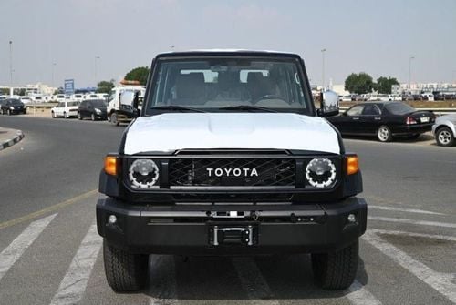 Toyota Land Cruiser 70 SDLX V6 4.0L Petrol 5 Seater 4WD Automatic - Euro 4