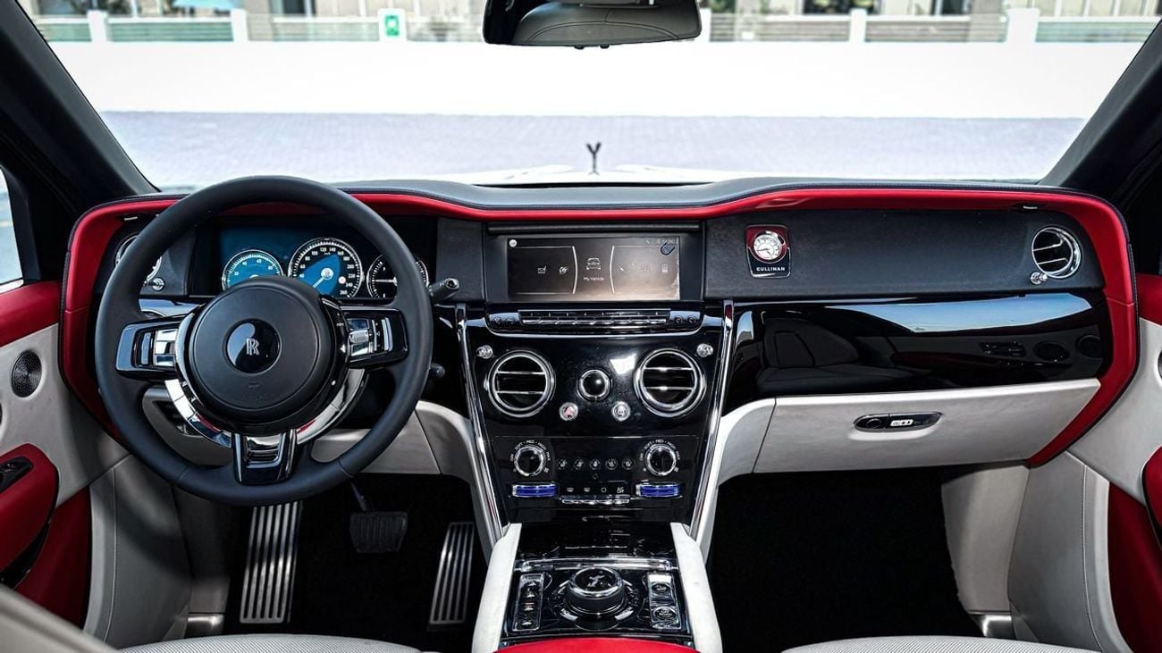 Rolls-Royce Cullinan Blackbadge 2025 Facelift Convert