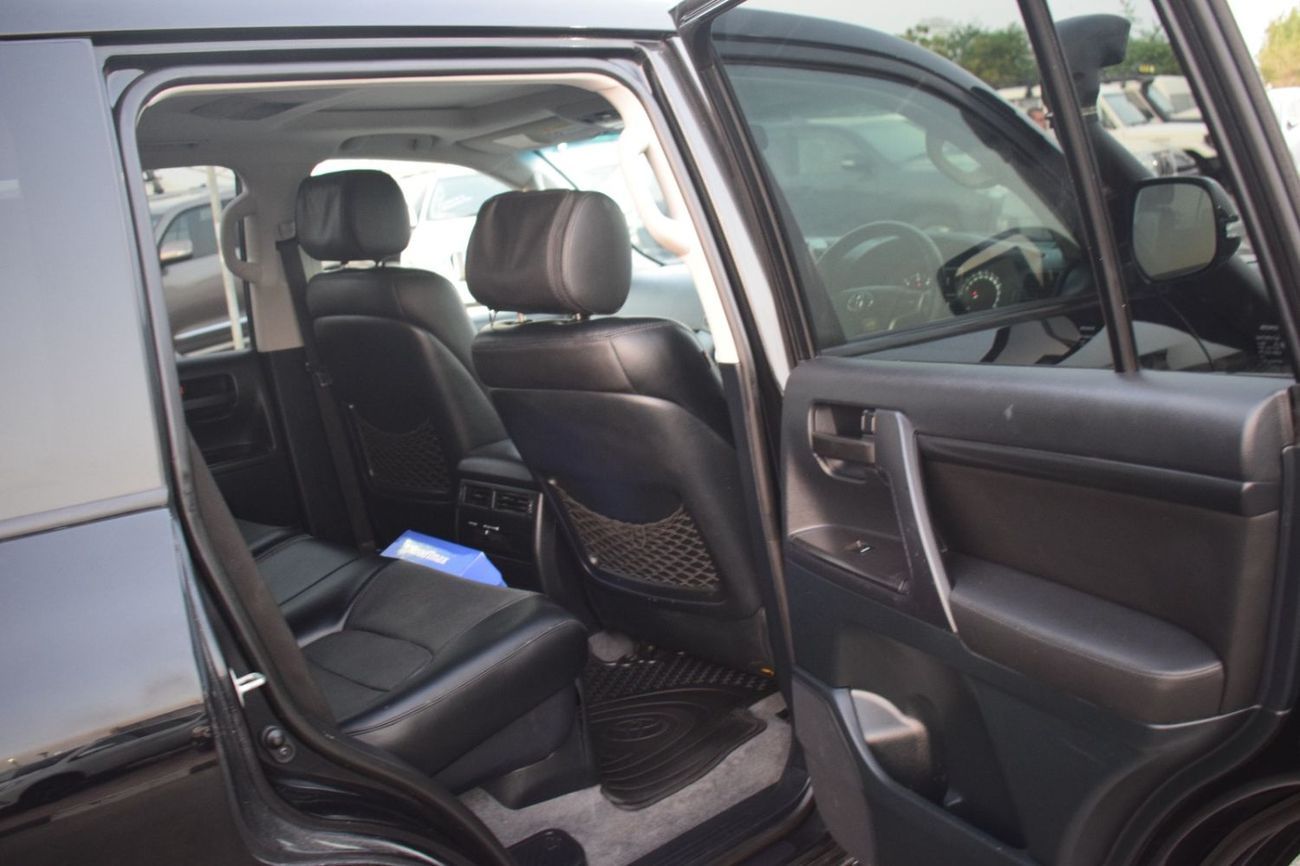 تويوتا لاند كروزر 2021 TOYOTA LAND CRUISER V8 FULL OPTION