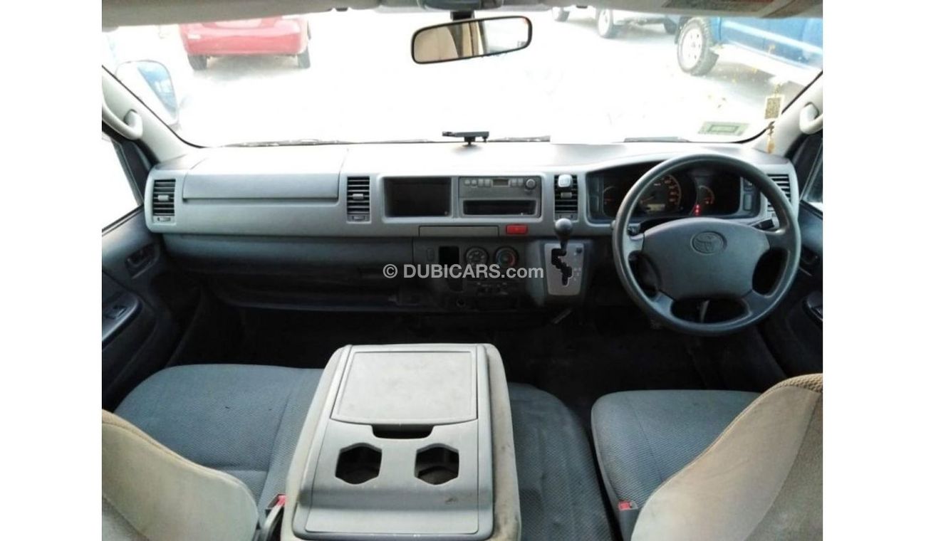 Toyota Hiace HIACE VAN RIGHT HAND DRIVE (PM547)