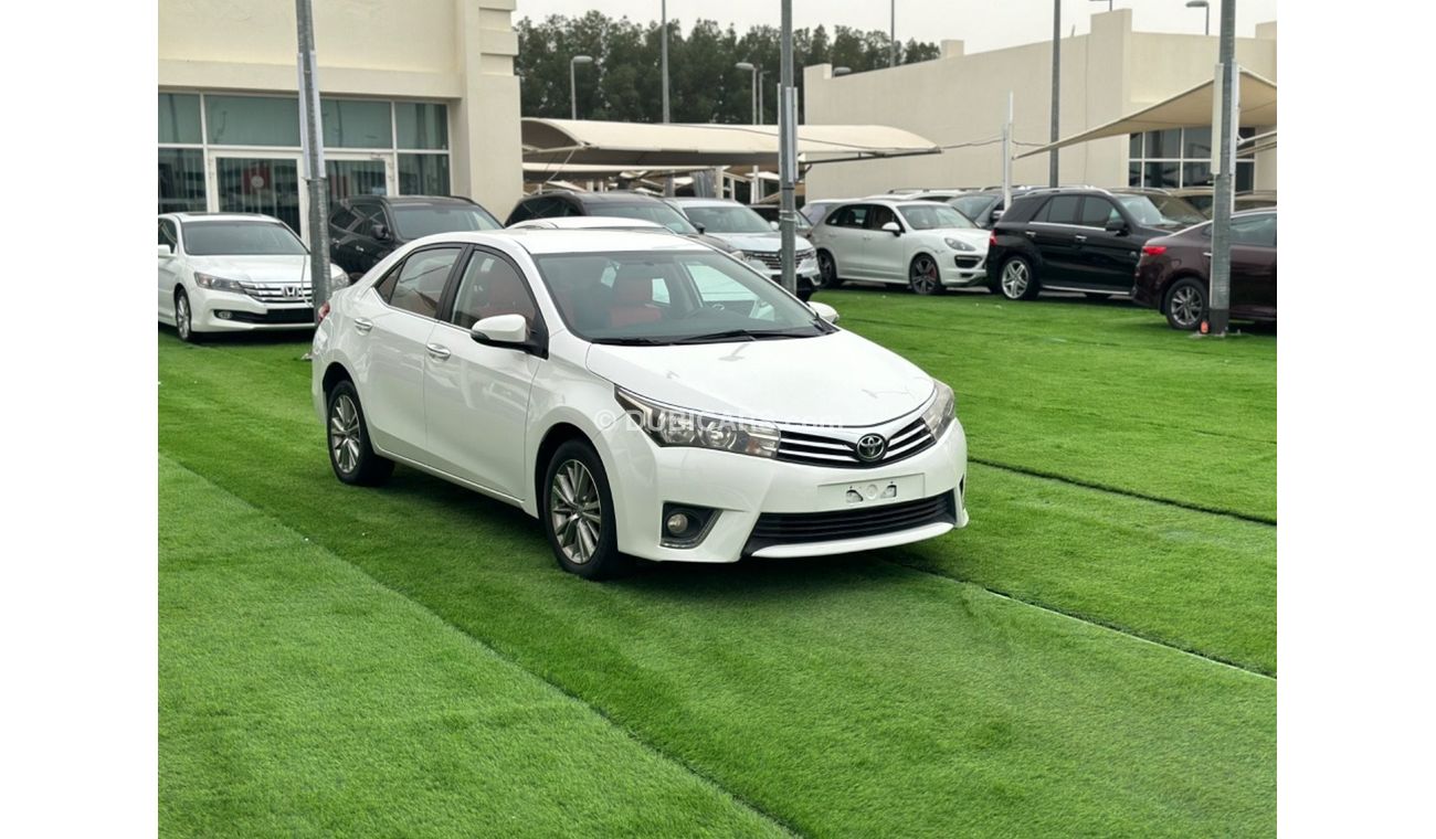Toyota Corolla SE+ MODEL 2015 GCC CAR PREFECT CONDITION INSIDE AND OUTSIDE FULL OPTION SEplus Full electric control
