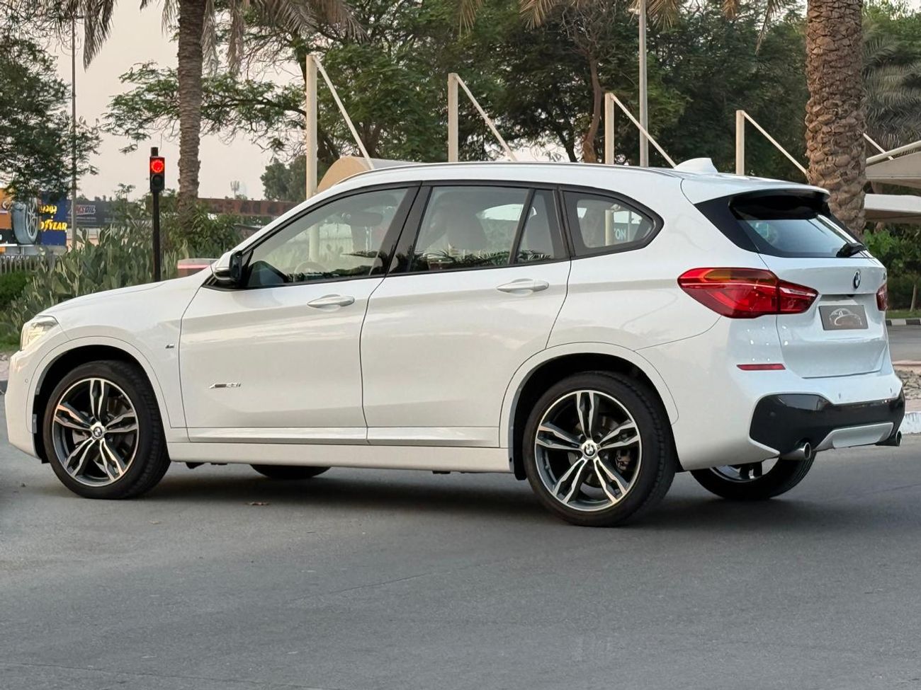 BMW X1 xDrive 25i M Sport 2.0L ONE WEEK OFFER BMW XI 2018 M KIT GCC FULL OPTIONS LOW MILEAGE ORIGINAL PAINT