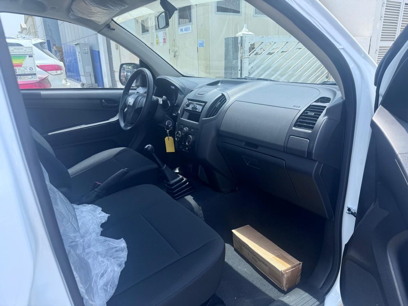 Isuzu DMax 2.5L 2WD (4x2) Single Cab (2 Doors) MY 2026 - Made in India