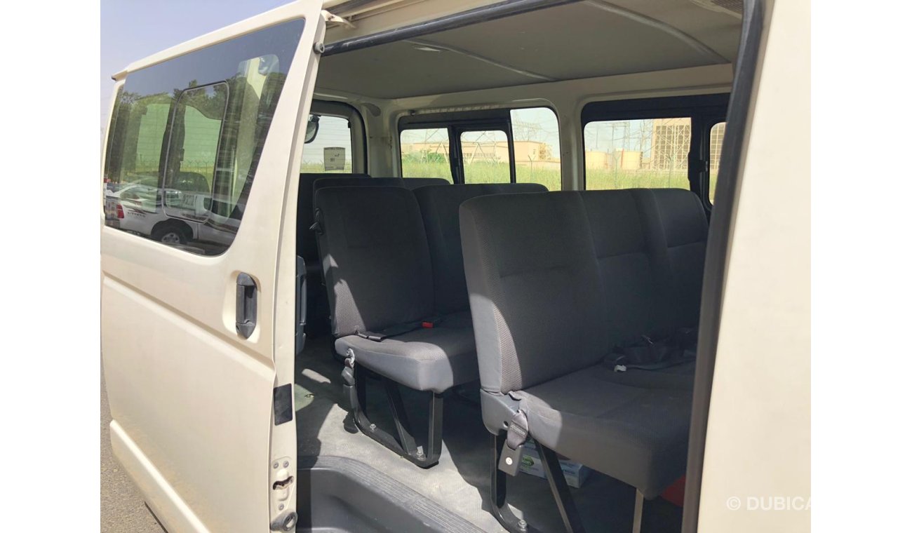 Toyota Hiace 2.7L Petrol, 15-Seats, Clean Interior and Exterior, Best Price on Call, CODE-41914