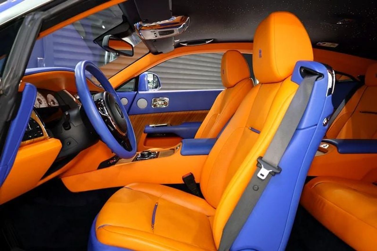 Rolls Royce Wraith STD 2016 Rolls-Royce Wraith, Canadel Wood Panelling, Starlights, Illuminated Spirit of Ecstasy, GCC!!
