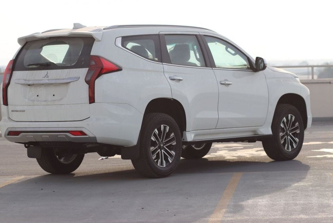 Mitsubishi Montero SPORT 3.0L, SUNROOF, ELECTRIC SEAT, LEATHER SEAT, DIFF LOCK, ALLOY WHEELS, MODEL 2023 FOR EXPORT